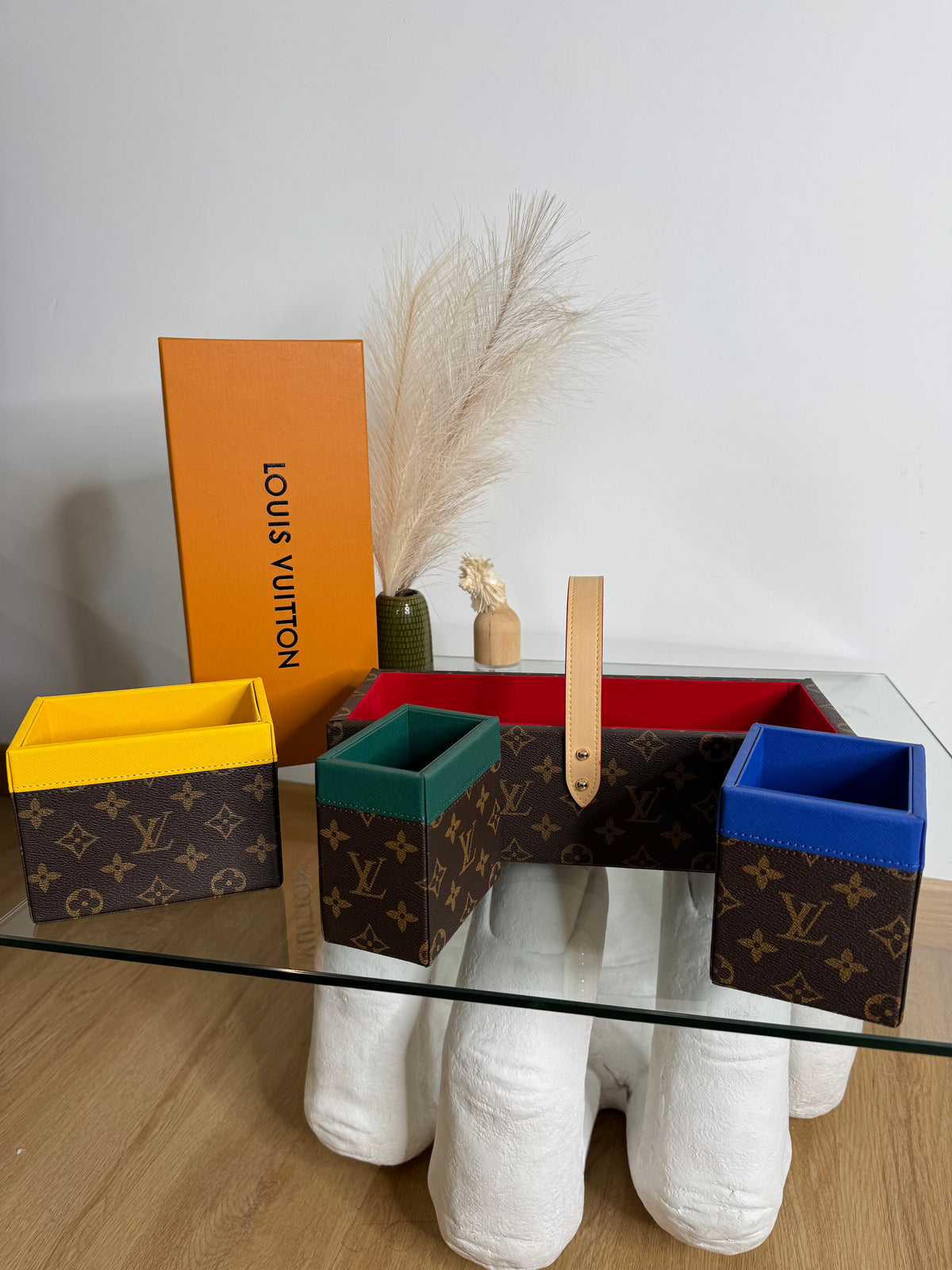 Organizer brown 1