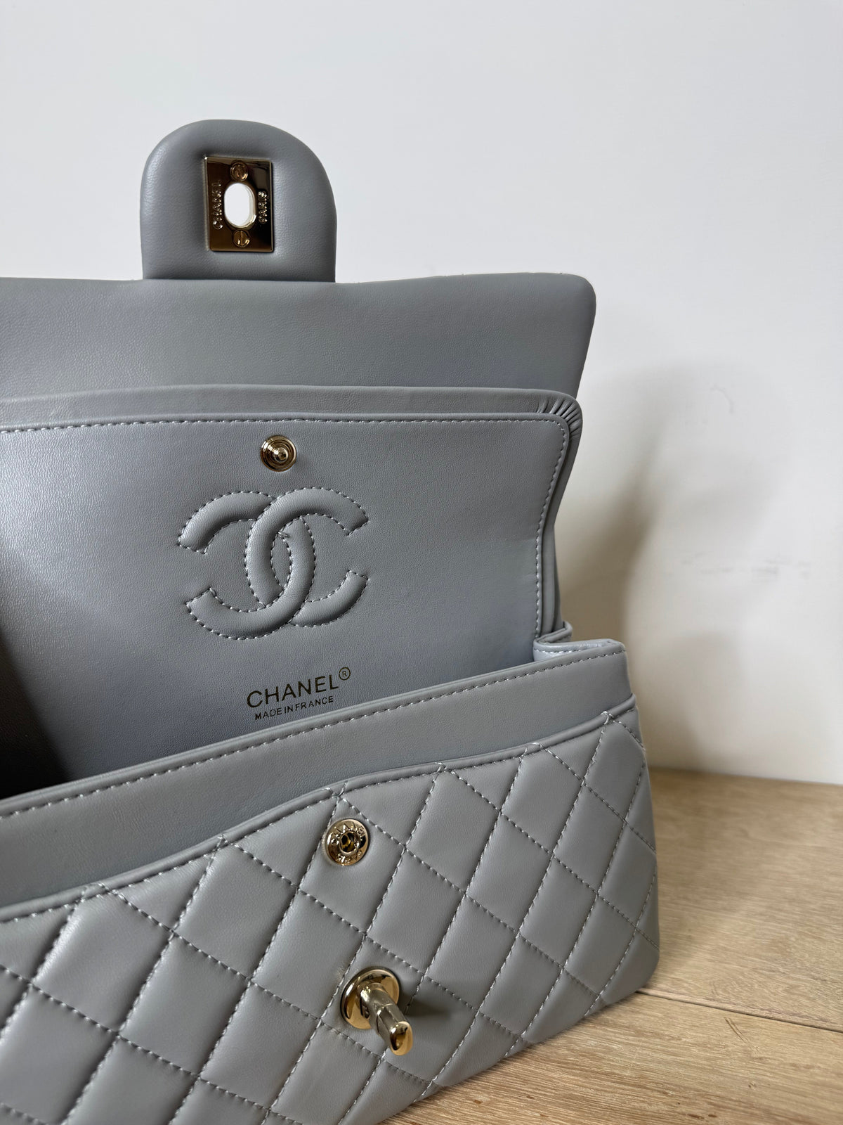 Borsa grigia 23 cm