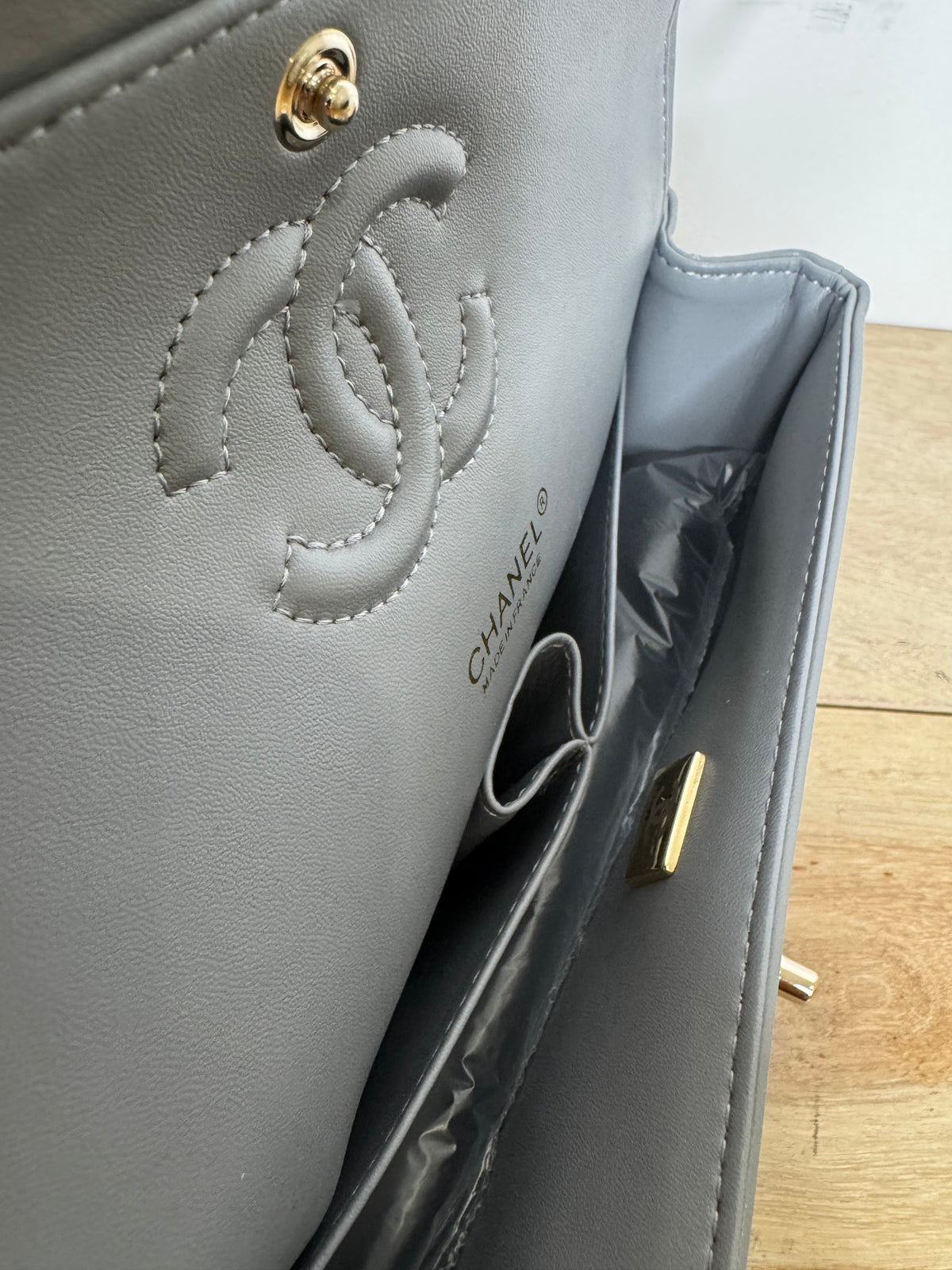 Borsa grigia 23 cm