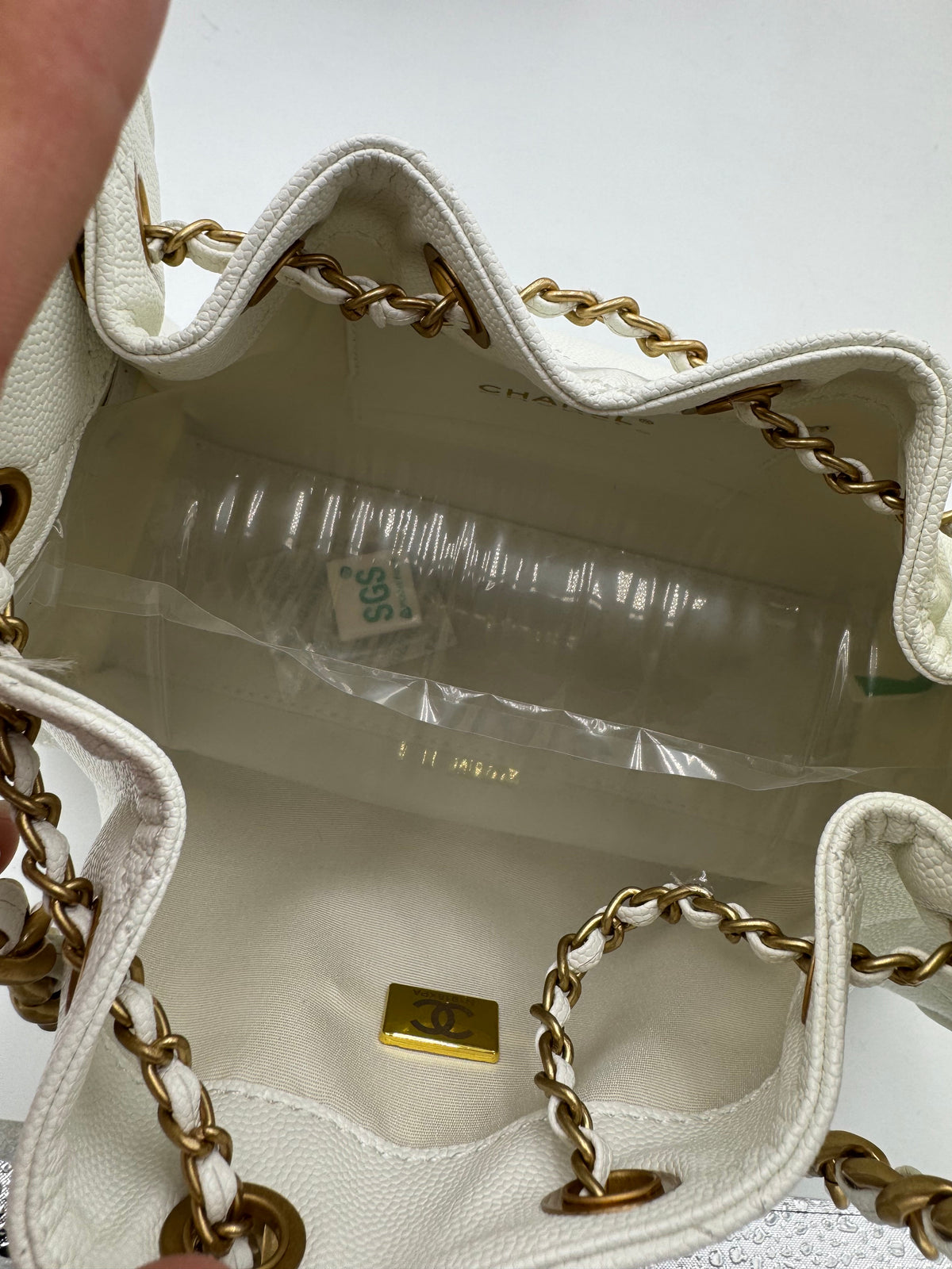 Borsa white