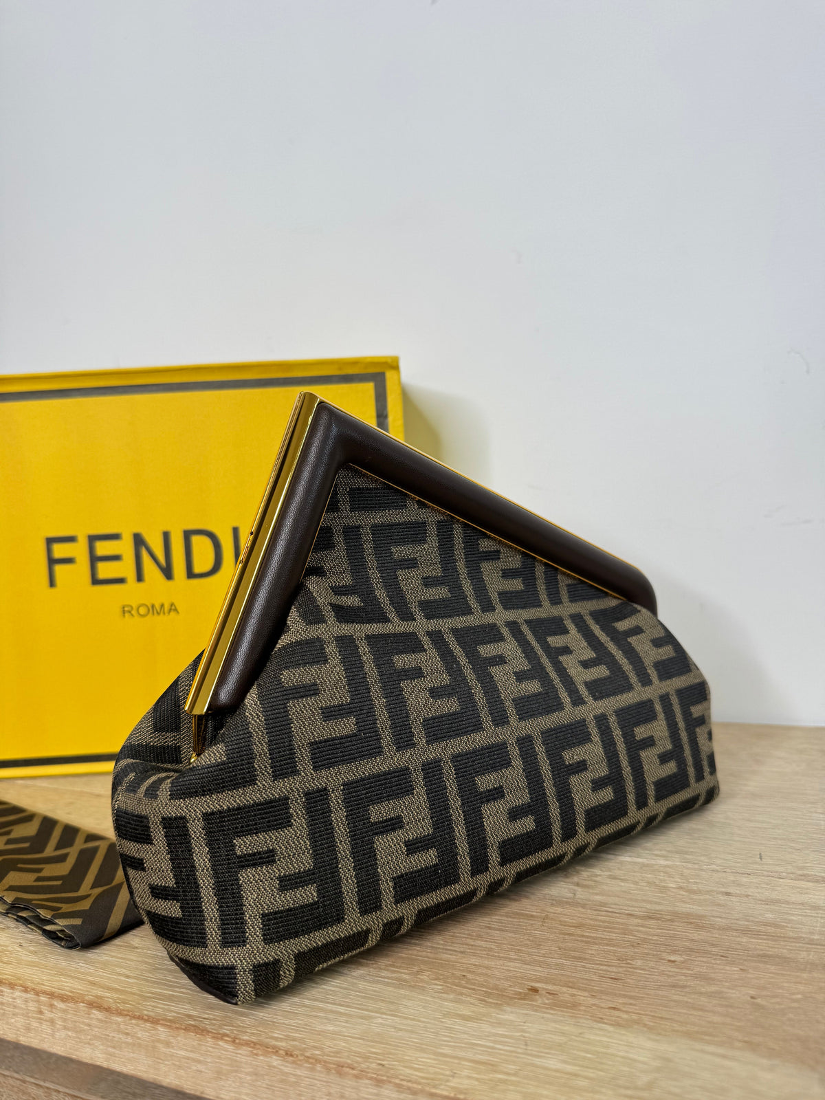 Pochette Classic 23 cm