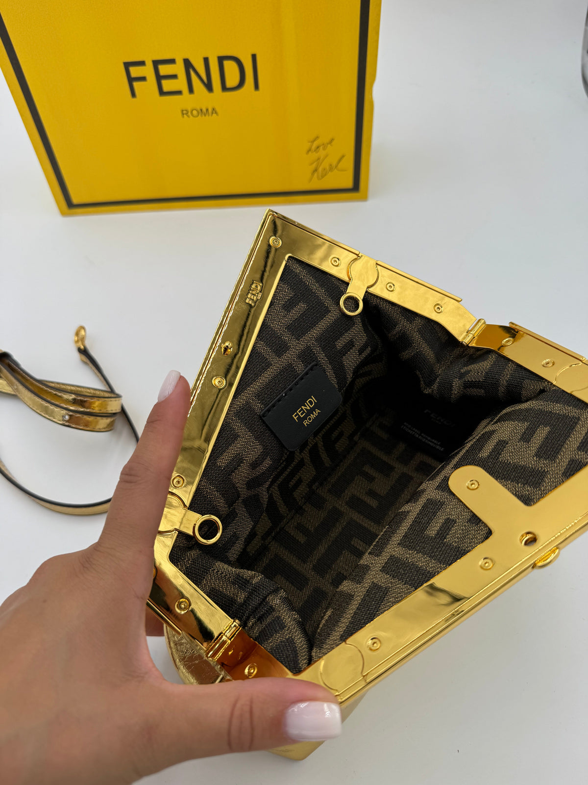 Pochettone 23cm gold